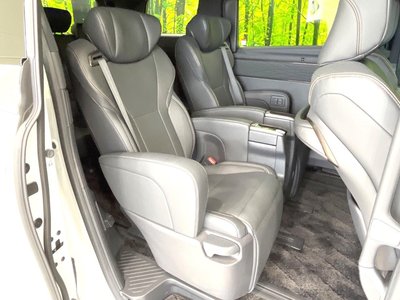 TOYOTA ALPHARD - 9