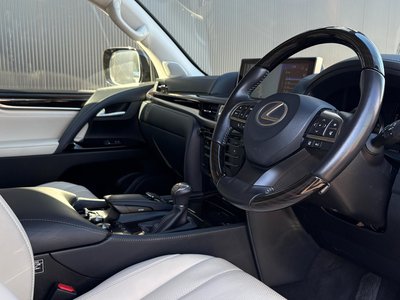 LEXUS LX - 8