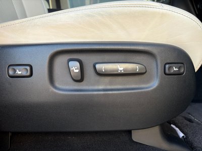 LEXUS LX - 10