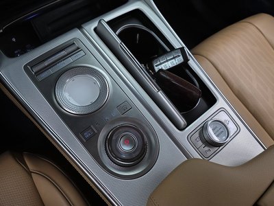 2020 Genesis GV80 — миниатюра 12