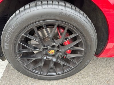 2018 Porsche MACAN thumbnail 14