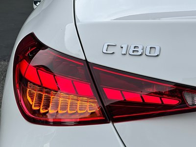 MERCEDES-BENZ C-CLASS - 10