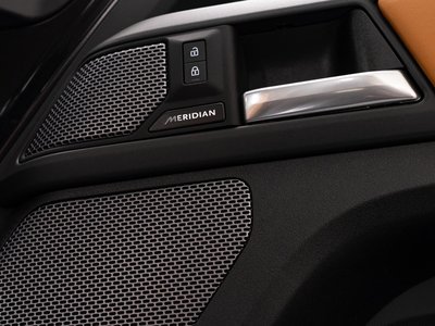 LAND ROVER DEFENDER - 5