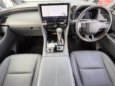 TOYOTA ALPHARD - 2