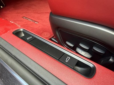 2025 Porsche 911 缩略图 32