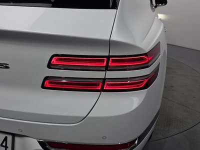 2022 Genesis GV80 photo 10