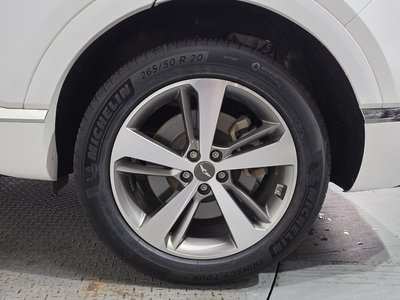 2022 Genesis GV80 photo 8
