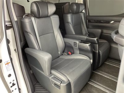 صورة مصغرة 32 لـ 2021 Toyota ALPHARD