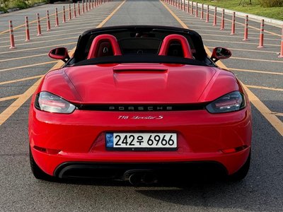 2016 Porsche 718 照片 7