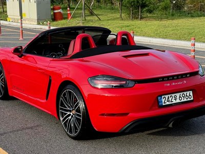 2016 Porsche 718 照片 6