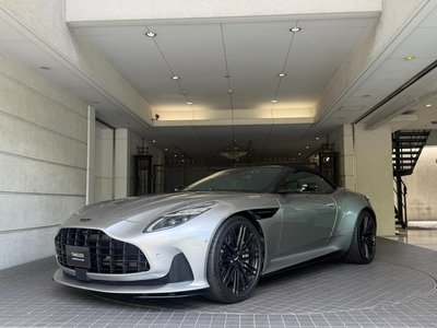 ASTON MARTIN DB12 VOLANTE - 7