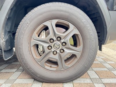 TOYOTA LAND CRUISER 300 - 9