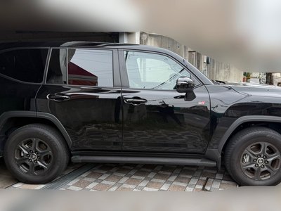 TOYOTA LAND CRUISER 300 - 3