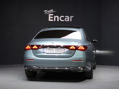 MERCEDES-BENZ E-CLASS - 3