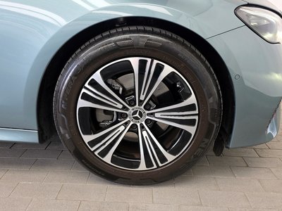 MERCEDES-BENZ E-CLASS - 6