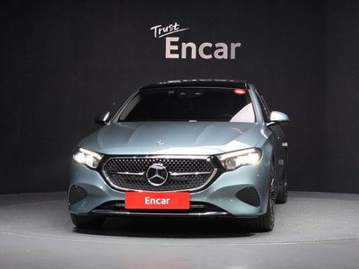 MERCEDES-BENZ E-CLASS - 2