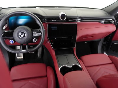 صورة مصغرة 17 لـ 2024 Maserati GRECALE