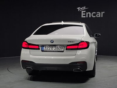 BMW 5 SERIES - 4