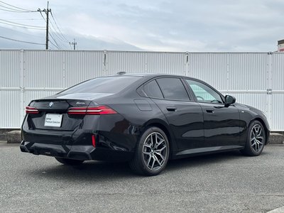2023 BMW 5 SERIES 照片 4