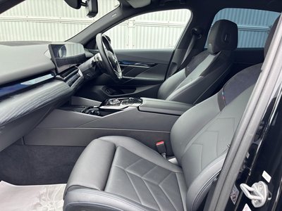 صورة مصغرة 44 لـ 2023 BMW 5 SERIES