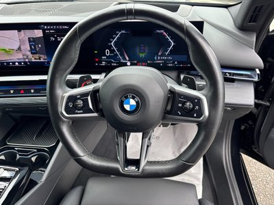 صورة مصغرة 18 لـ 2023 BMW 5 SERIES