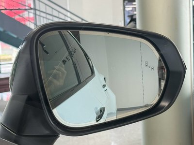 2023 Lexus NX — миниатюра 15
