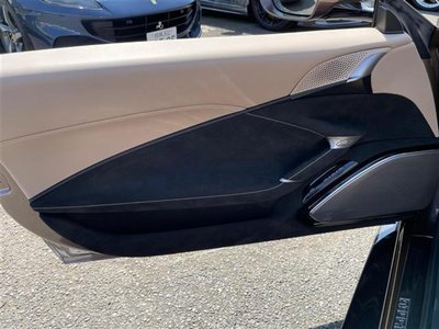 2025 FERRARI ROMA SPIDER 缩略图 34