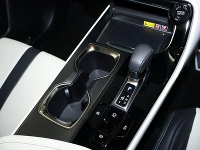 2025 Lexus NX — миниатюра 21