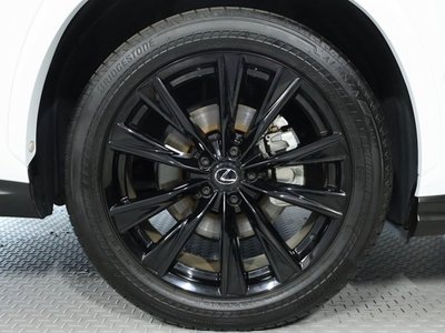 صورة 4 لـ 2025 Lexus NX