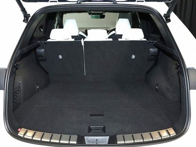 صورة 8 لـ 2025 Lexus NX