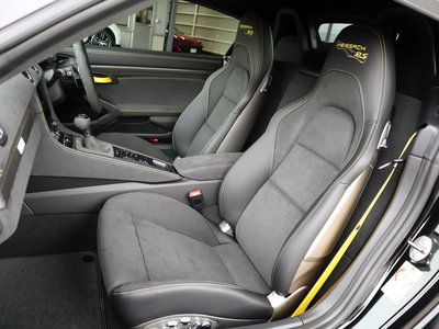 PORSCHE 718 SPYDER - 4