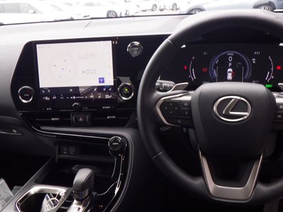 صورة مصغرة 13 لـ 2023 Lexus NX