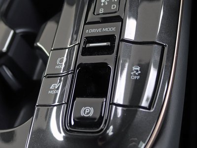 صورة 45 لـ 2024 Toyota CROWN SPORT