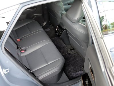 صورة 37 لـ 2024 Toyota CROWN SPORT