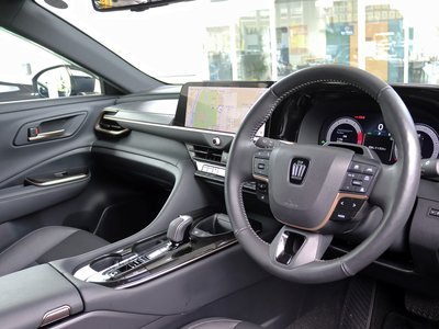 صورة 31 لـ 2024 Toyota CROWN SPORT