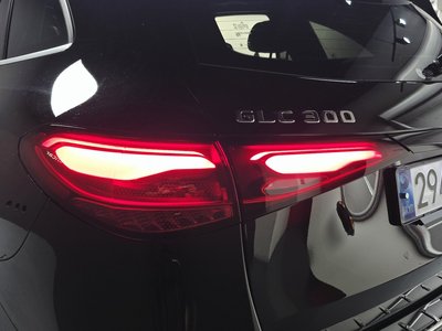 MERCEDES-BENZ GLC - 10