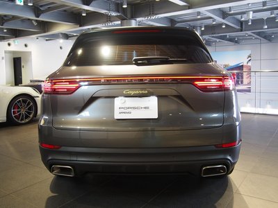 PORSCHE CAYENNE - 5