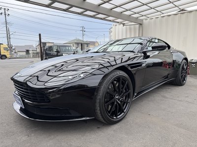 ASTON MARTIN DB11