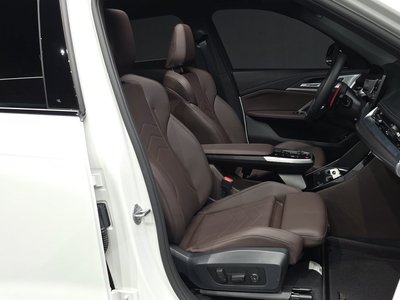 2025 BMW X1 缩略图 17