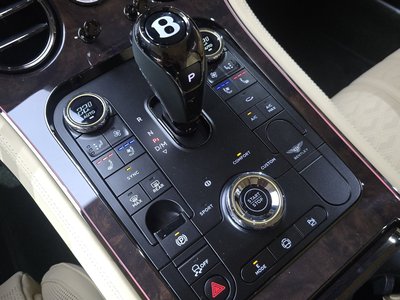 2025 Bentley CONTINENTAL thumbnail 12