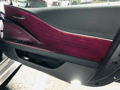 صورة مصغرة 44 لـ 2017 Lexus LC