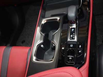 2023 Lexus NX — миниатюра 24