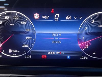 MERCEDES-BENZ GLE - 10