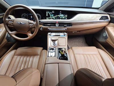 2019 Genesis G90 — фото 5