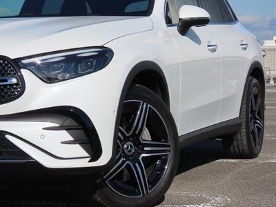 MERCEDES-BENZ GLC - 10