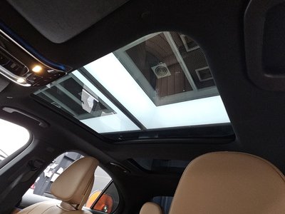 صورة مصغرة 23 لـ 2025 Mercedes-BENZ E-CLASS
