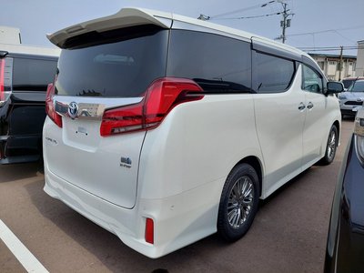 TOYOTA ALPHARD - 3