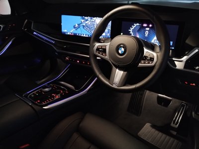 2024 BMW X7 缩略图 16