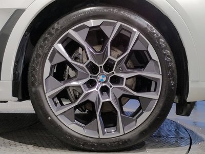 2024 BMW X7 缩略图 38