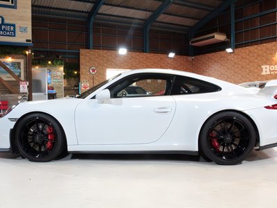 صورة 5 لـ 2015 Porsche 911